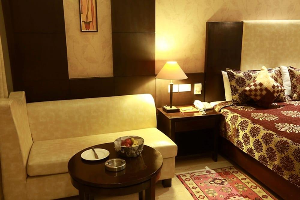 แอร์พอร์ต เรซิเด้นซี่ Hotel นิวเดลี ภายนอก รูปภาพ