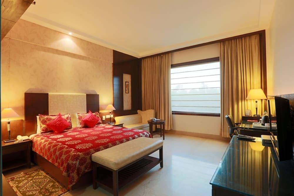 แอร์พอร์ต เรซิเด้นซี่ Hotel นิวเดลี ภายนอก รูปภาพ