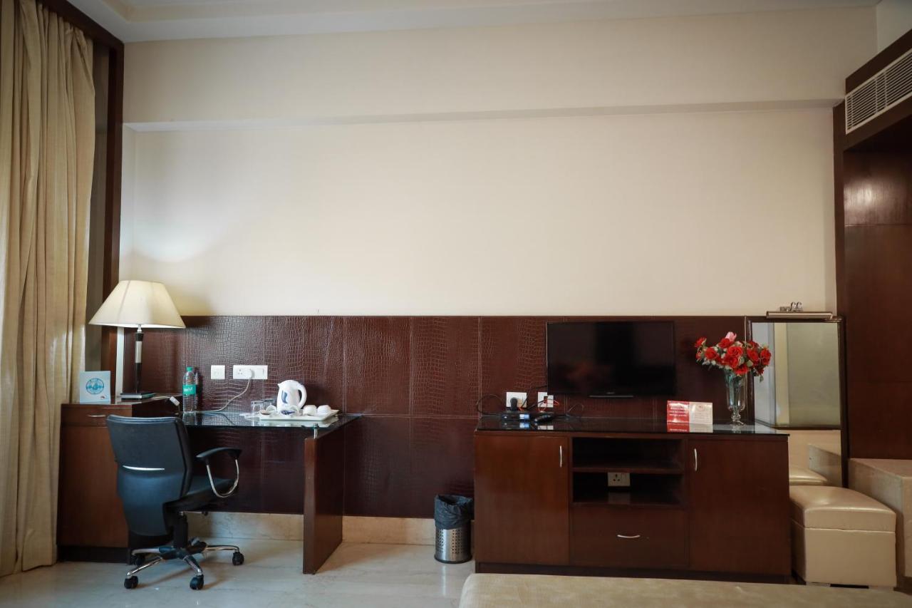 แอร์พอร์ต เรซิเด้นซี่ Hotel นิวเดลี ภายนอก รูปภาพ
