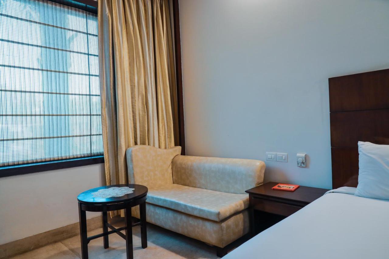 แอร์พอร์ต เรซิเด้นซี่ Hotel นิวเดลี ภายนอก รูปภาพ